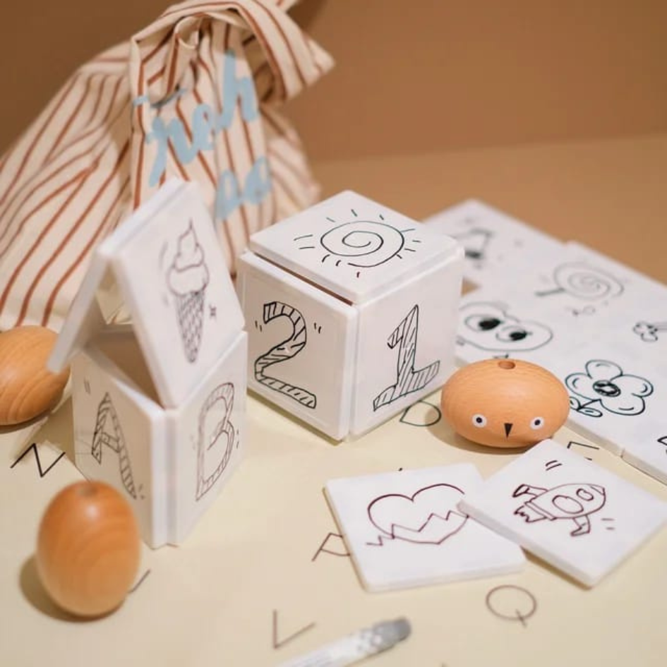 SparksMag Magic Drawable Magnetic Tiles (20 PCS) – Reusable Drawing & Building Set | Creative STEM Toy for Kids