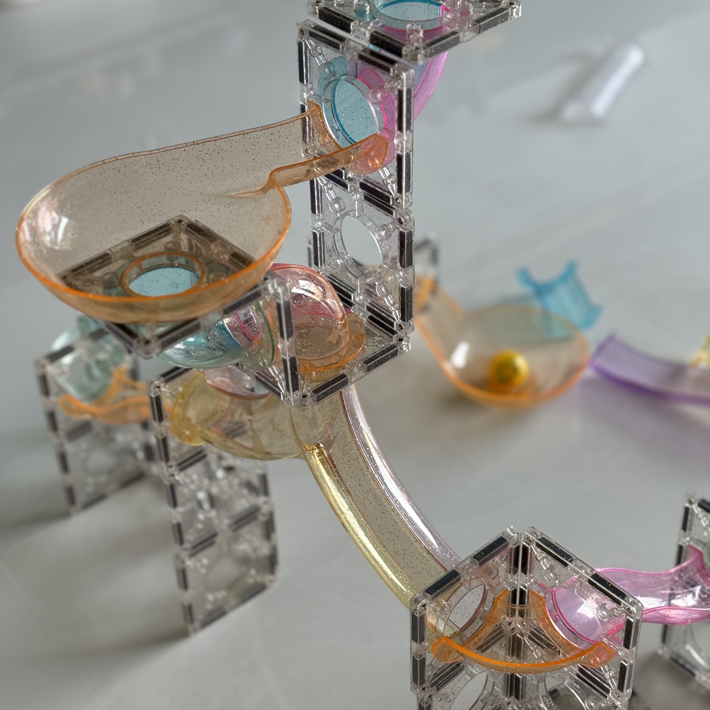 120PCS GLITTER MARBLE RUN